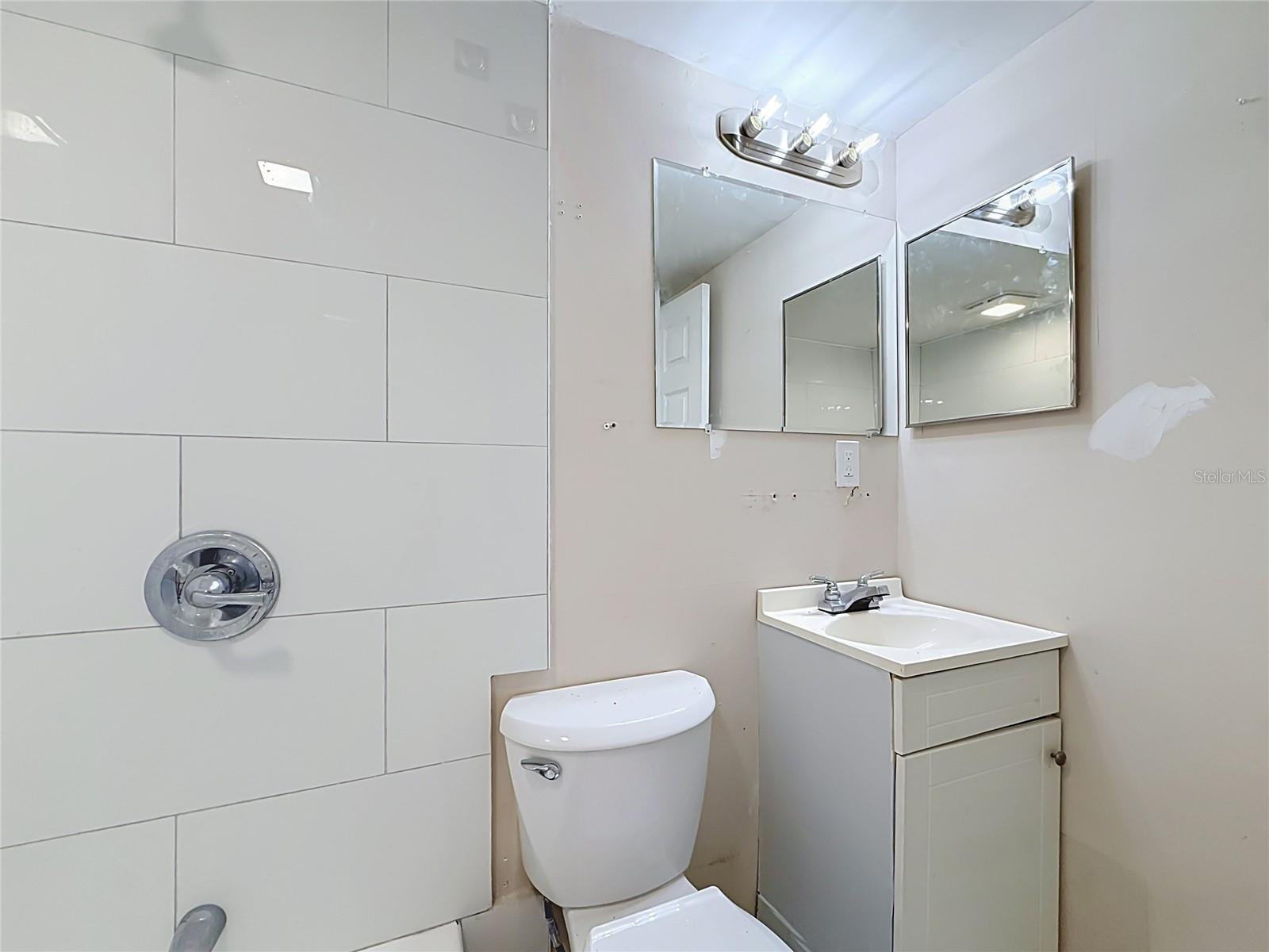 4923 CRESTHILL DR — photo 73