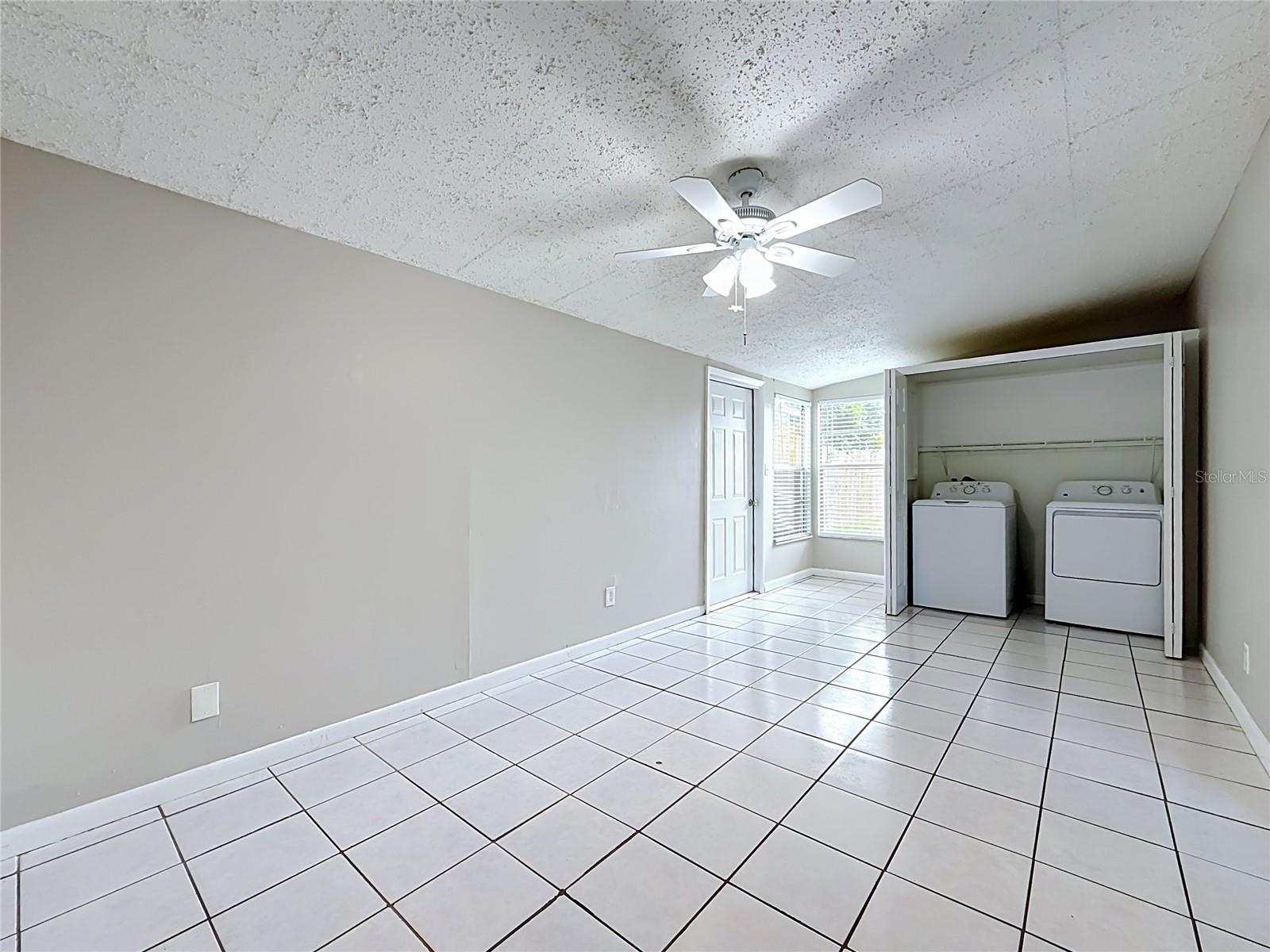4923 CRESTHILL DR — photo 38
