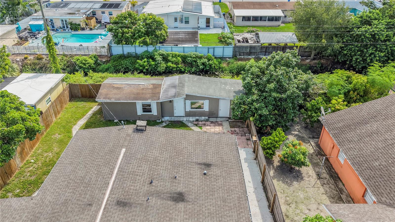 4923 CRESTHILL DR — photo 83