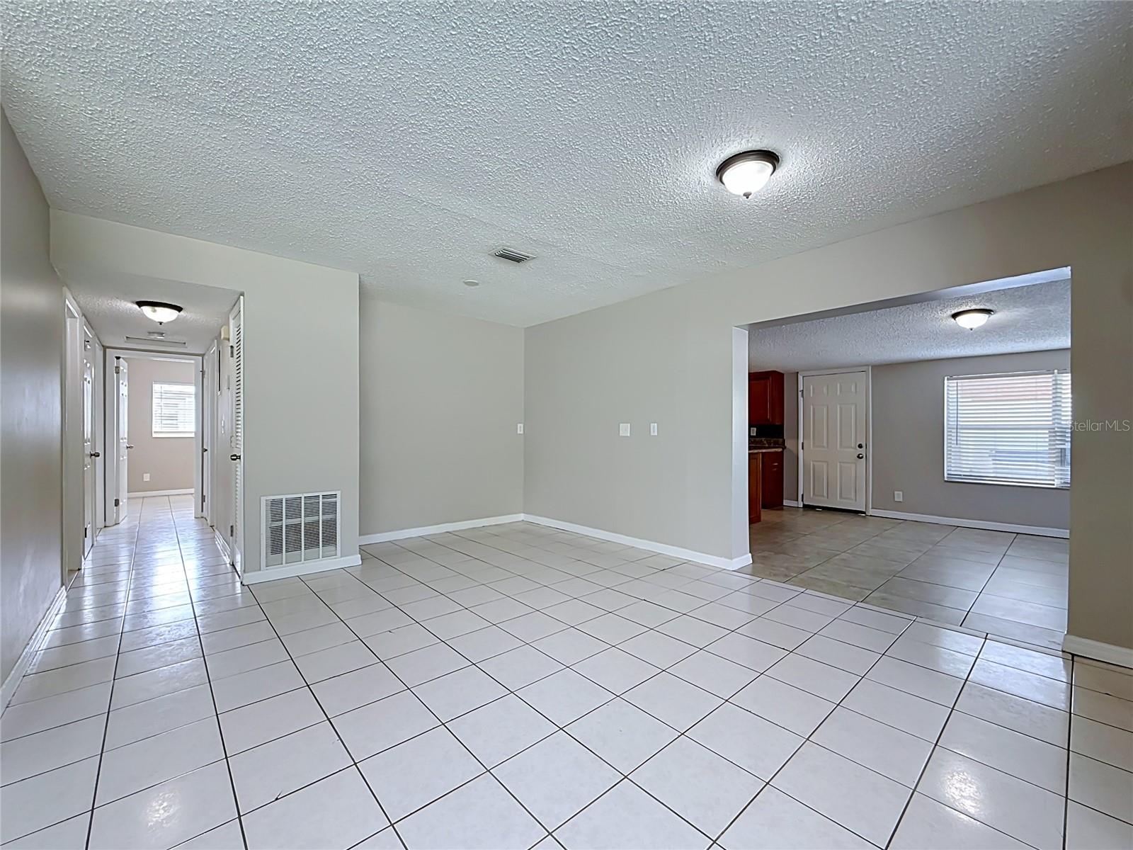 4923 CRESTHILL DR — photo 23