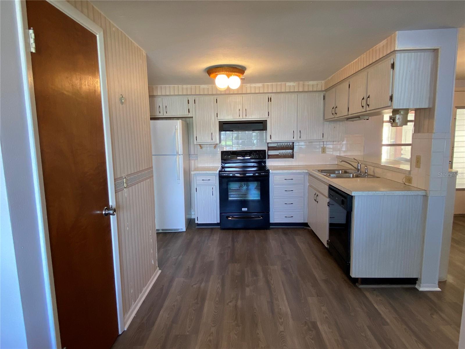 3614 NIXON RD — photo 6