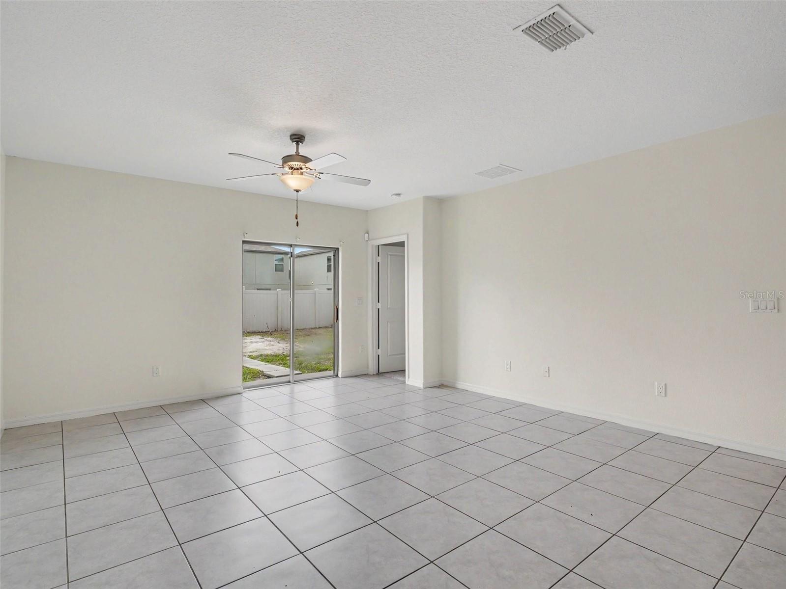 15470 BROAD BRUSH DR — photo 6