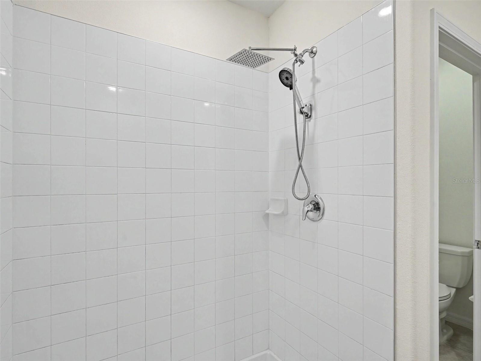 15470 BROAD BRUSH DR — photo 18