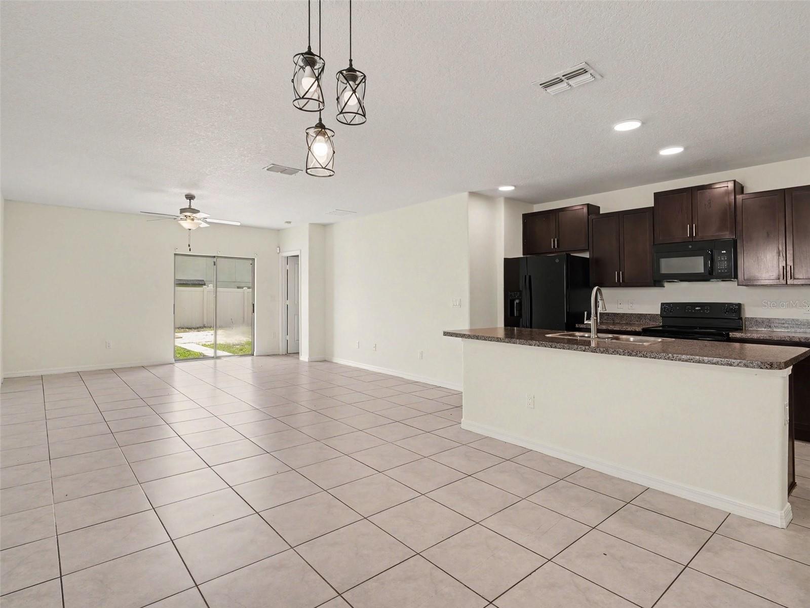 15470 BROAD BRUSH DR — photo 9