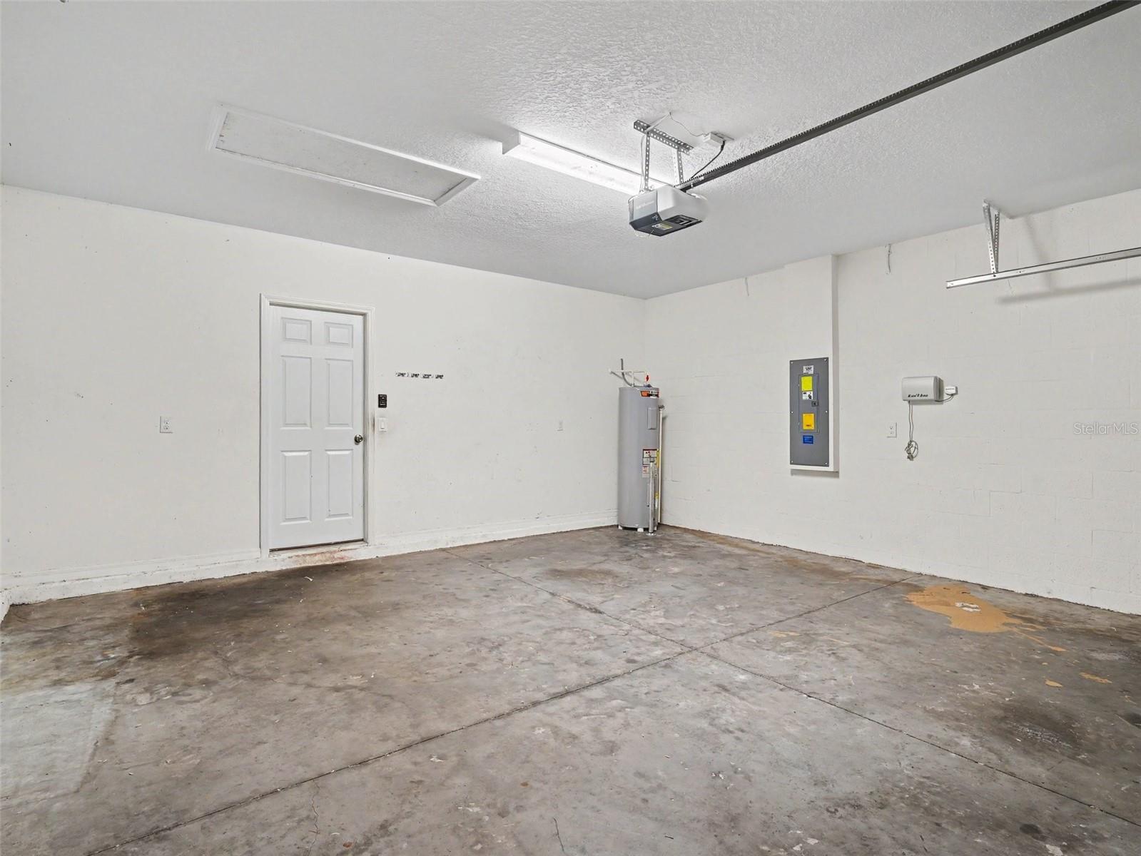 15470 BROAD BRUSH DR — photo 30