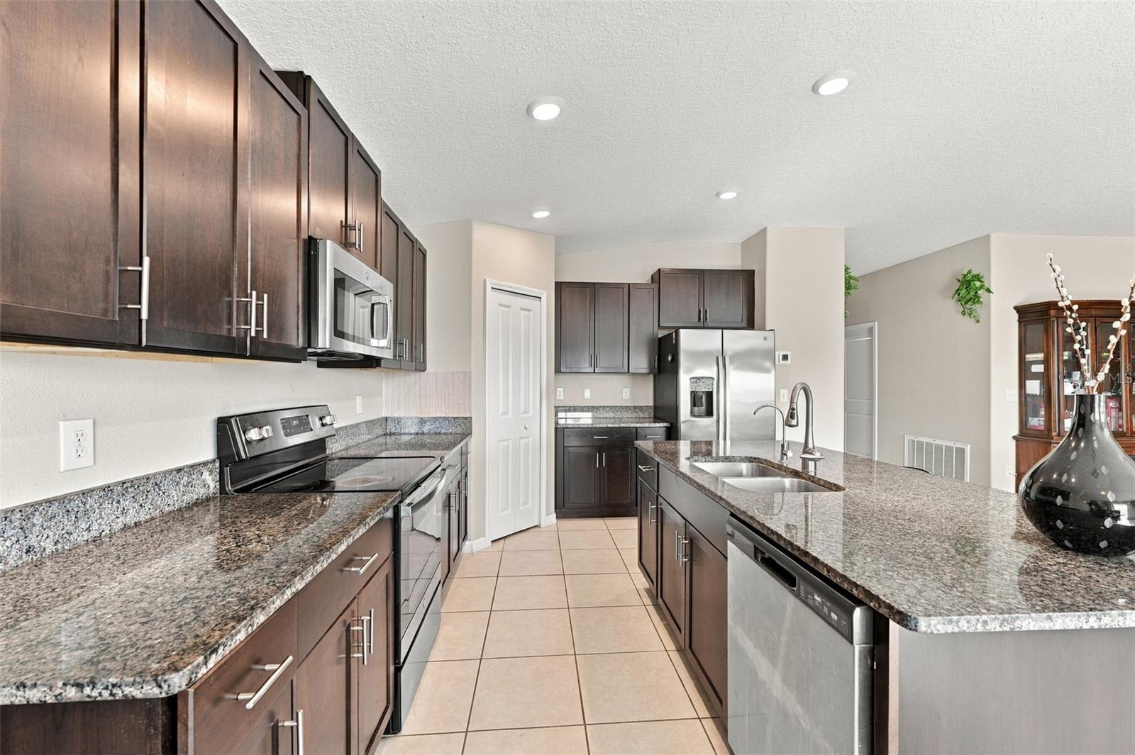15540 PEACE RIVER PL — photo 17