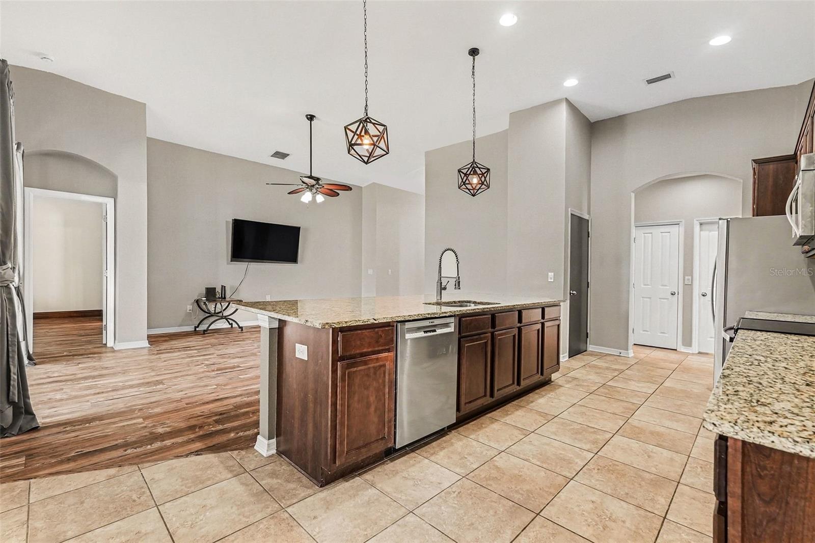 12324 LOOPBACK DR — photo 11