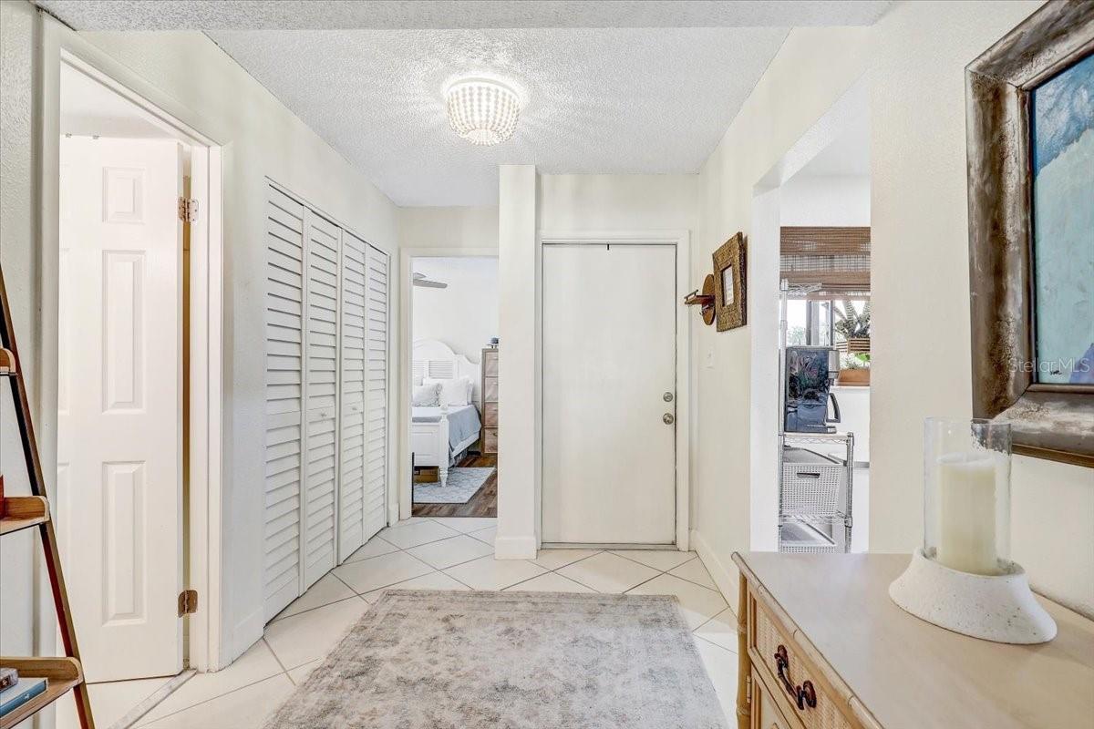 1952 LAUGHING GULL LN #1426 — photo 8