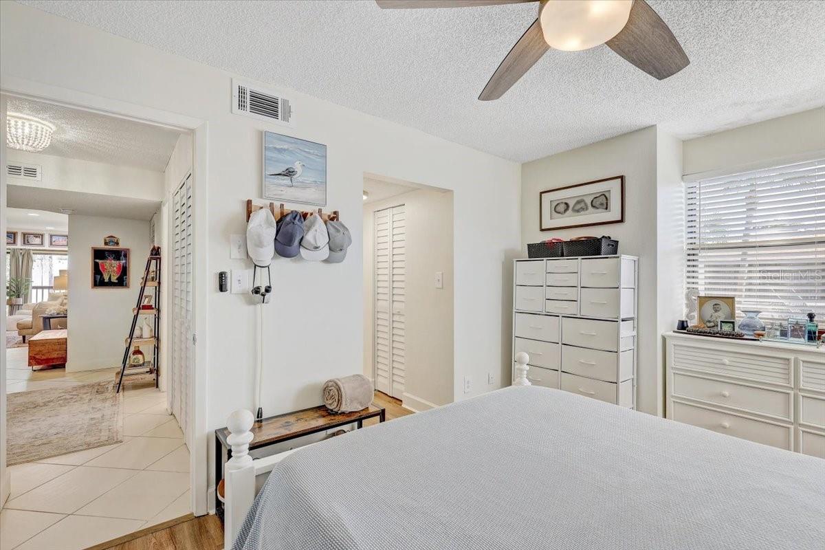 1952 LAUGHING GULL LN #1426 — photo 29