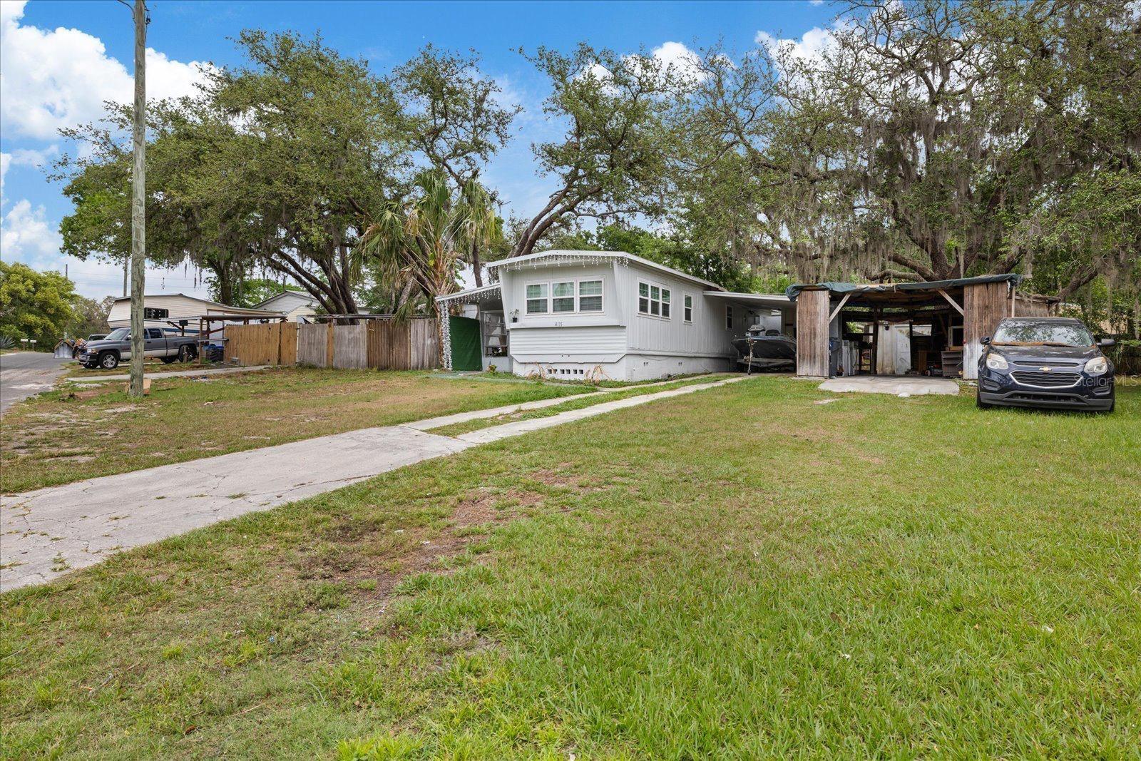 4115 MAYWOOD DR — photo 2