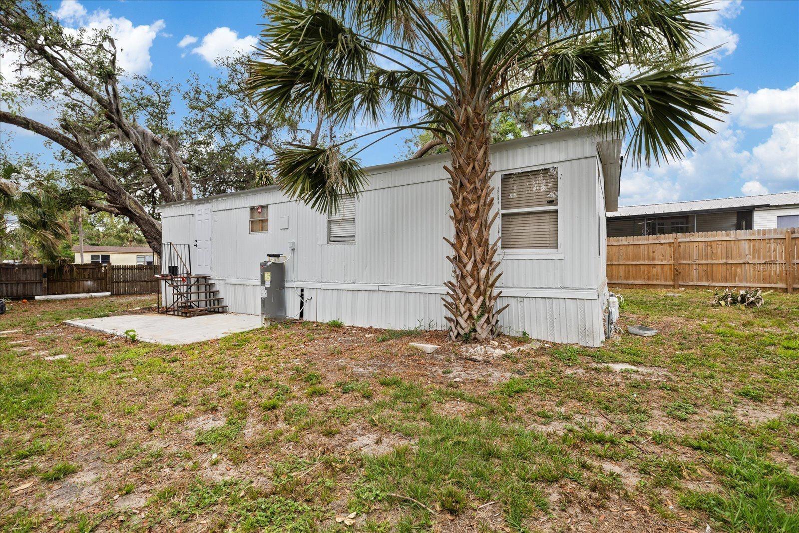 4115 MAYWOOD DR — photo 22