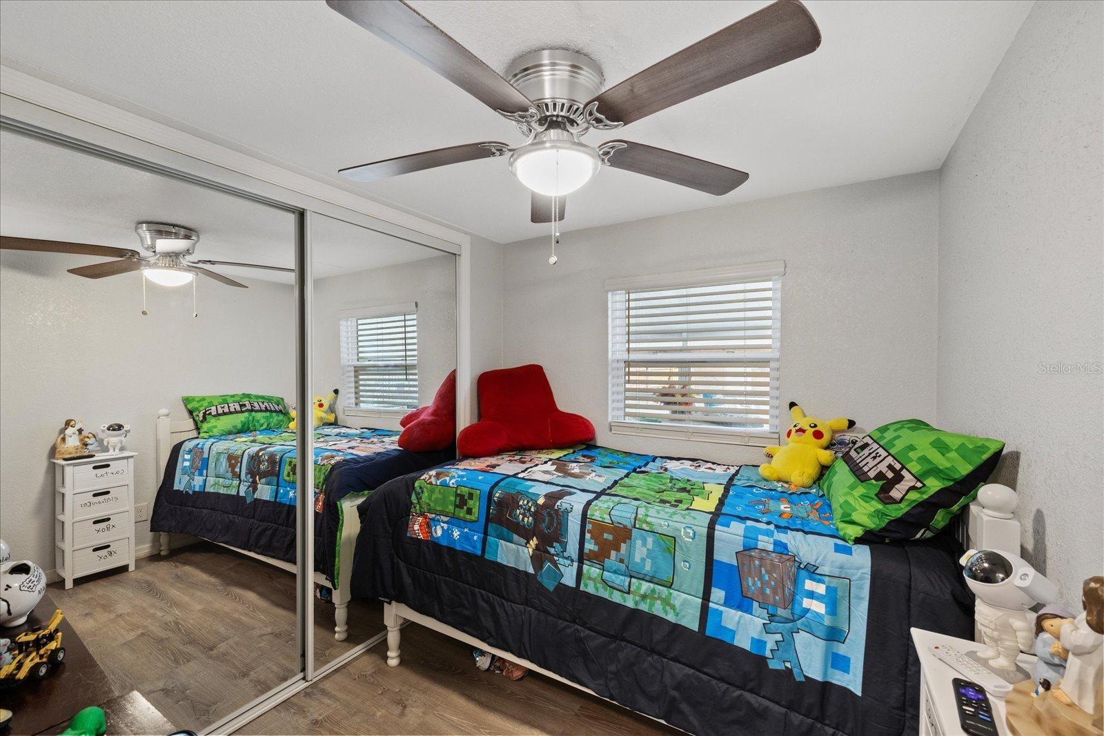 4115 MAYWOOD DR — photo 18