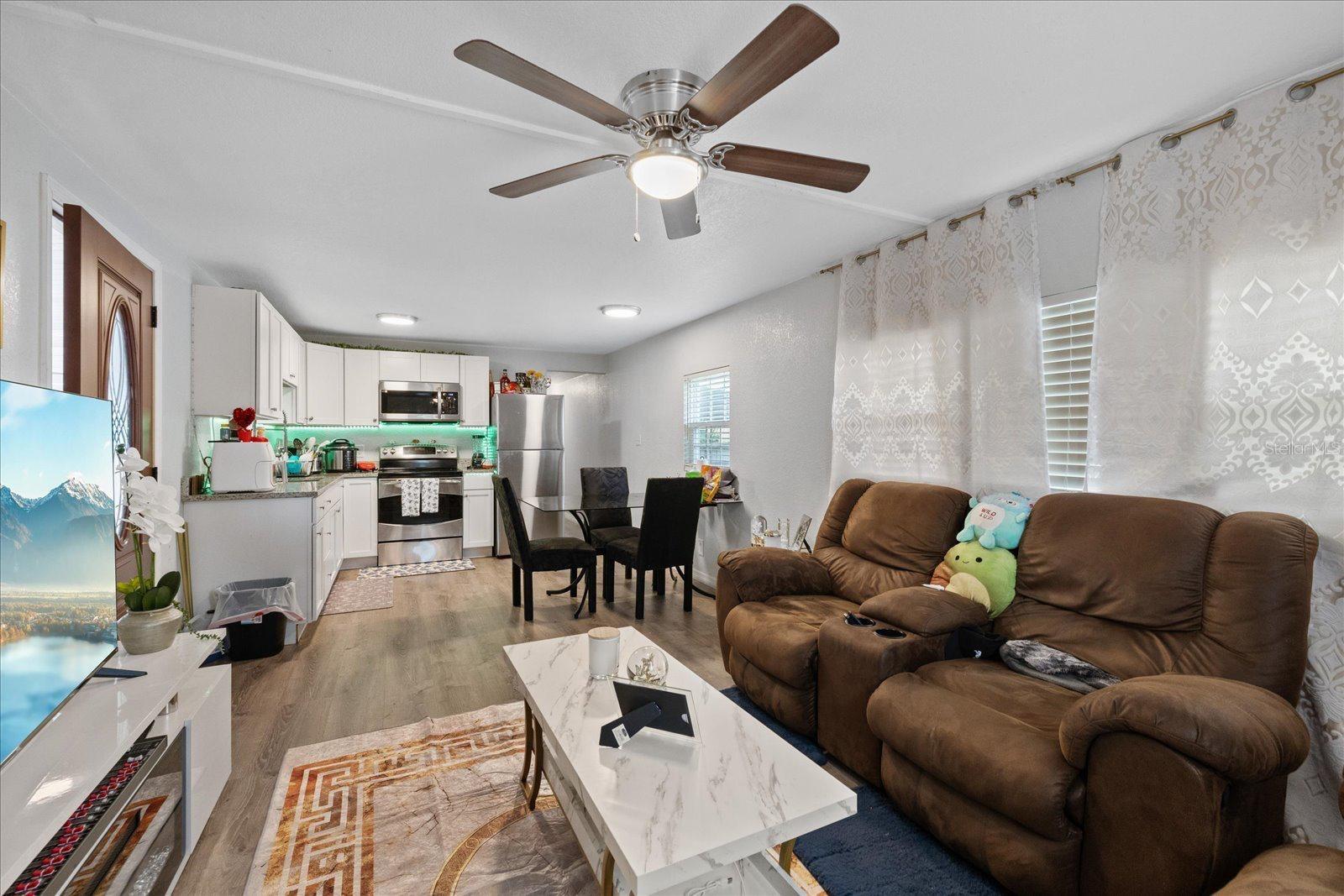 4115 MAYWOOD DR — photo 5