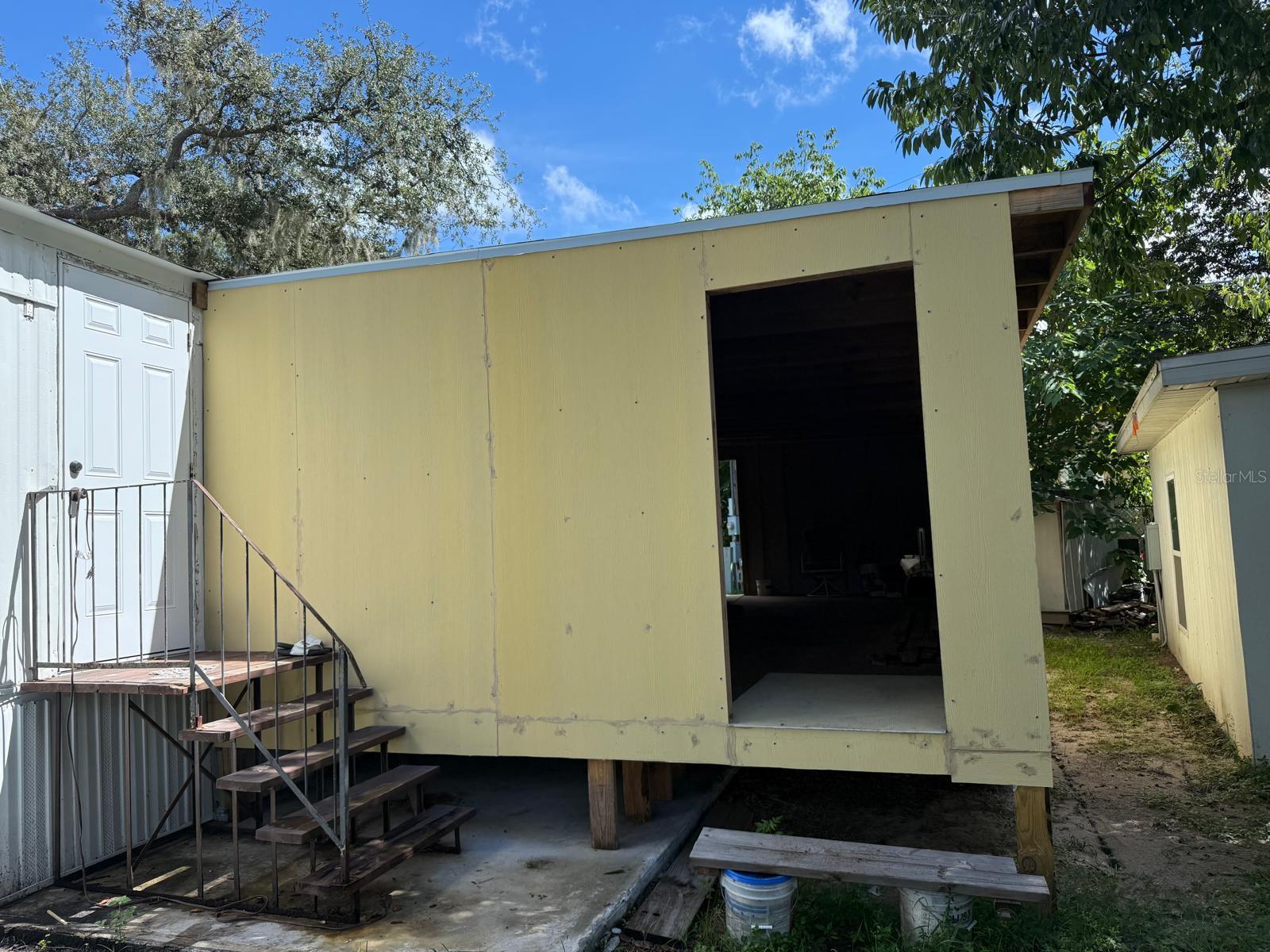 4115 MAYWOOD DR — photo 36