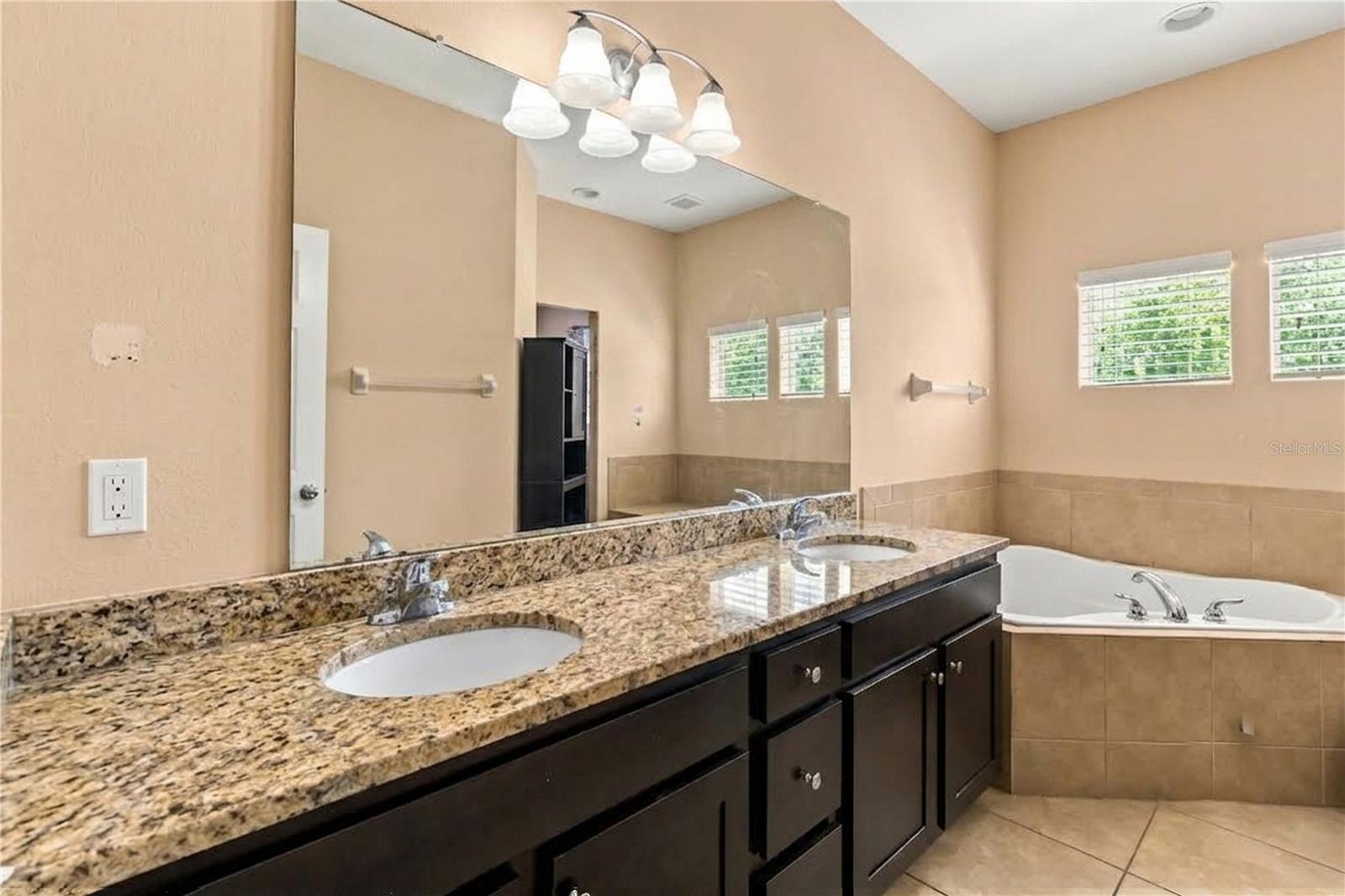 3629 BAY HEIGHTS WAY — photo 20