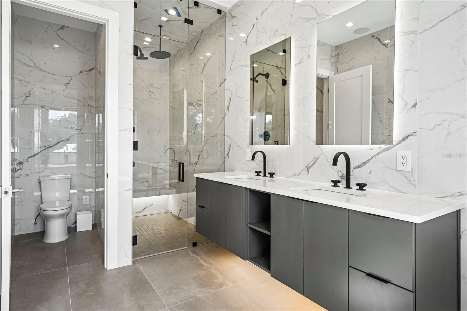 8103 N RIVER SHORE DR — photo 34