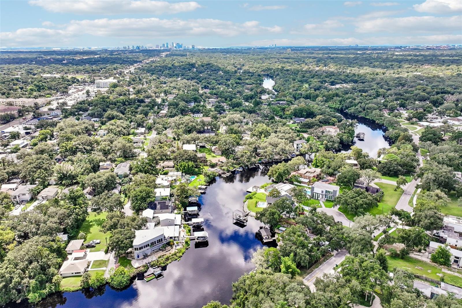8103 N RIVER SHORE DR — photo 84