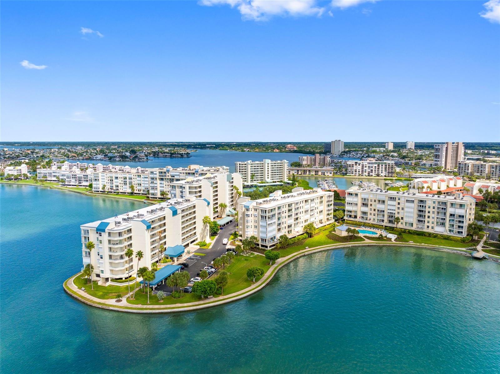7912 SAILBOAT KEY BLVD S #201 — photo 2