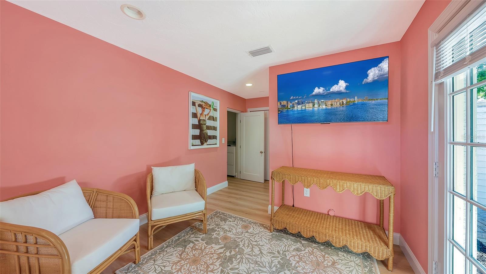 5151 SAINT ALBANS AVE — photo 44