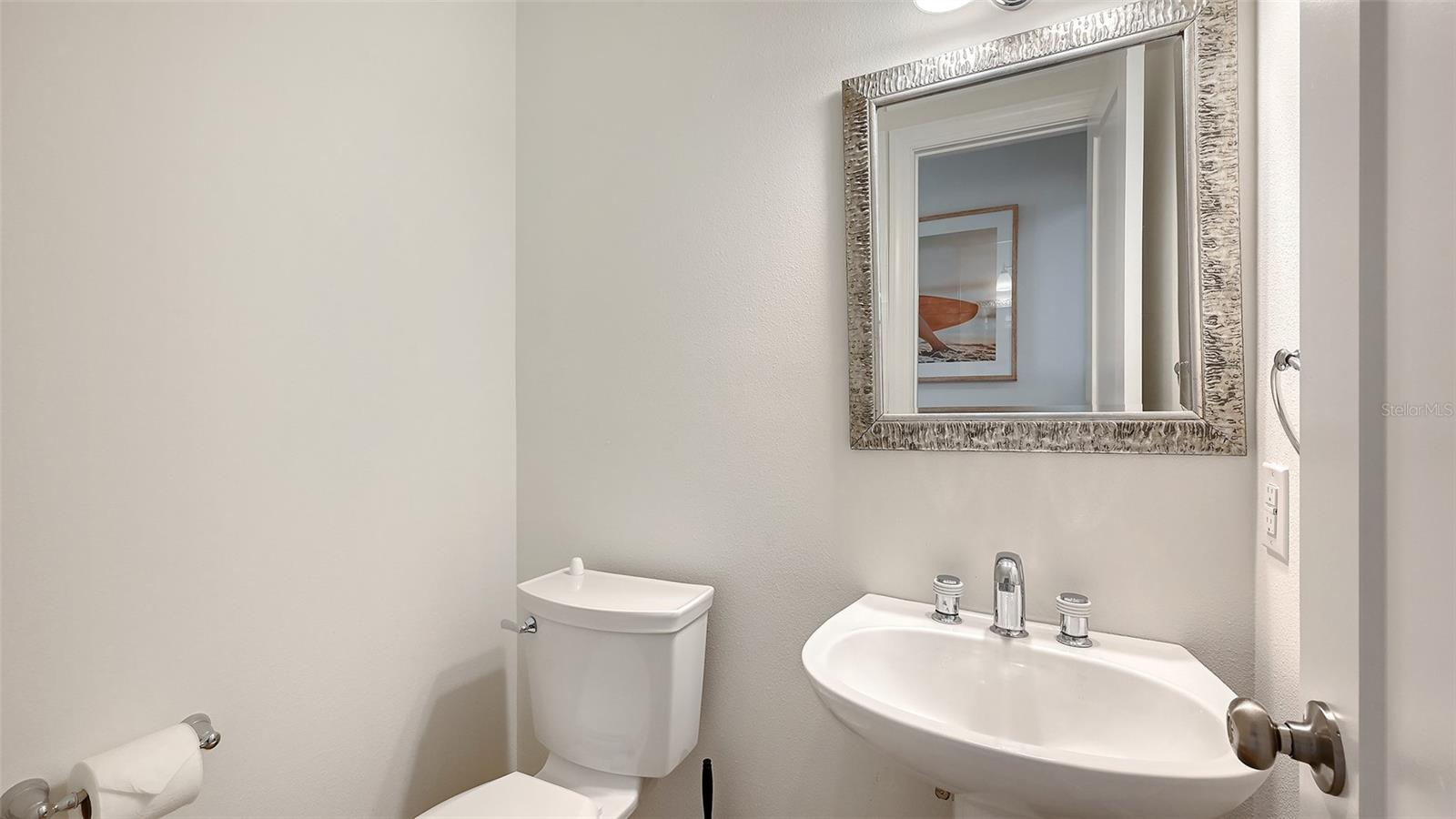 5151 SAINT ALBANS AVE — photo 40