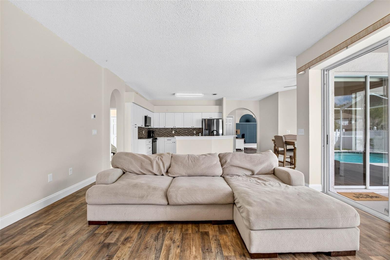 10007 VISTA POINTE DR — photo 29