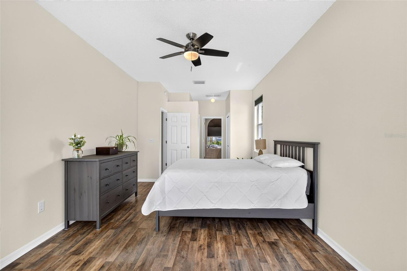 10007 VISTA POINTE DR — photo 34