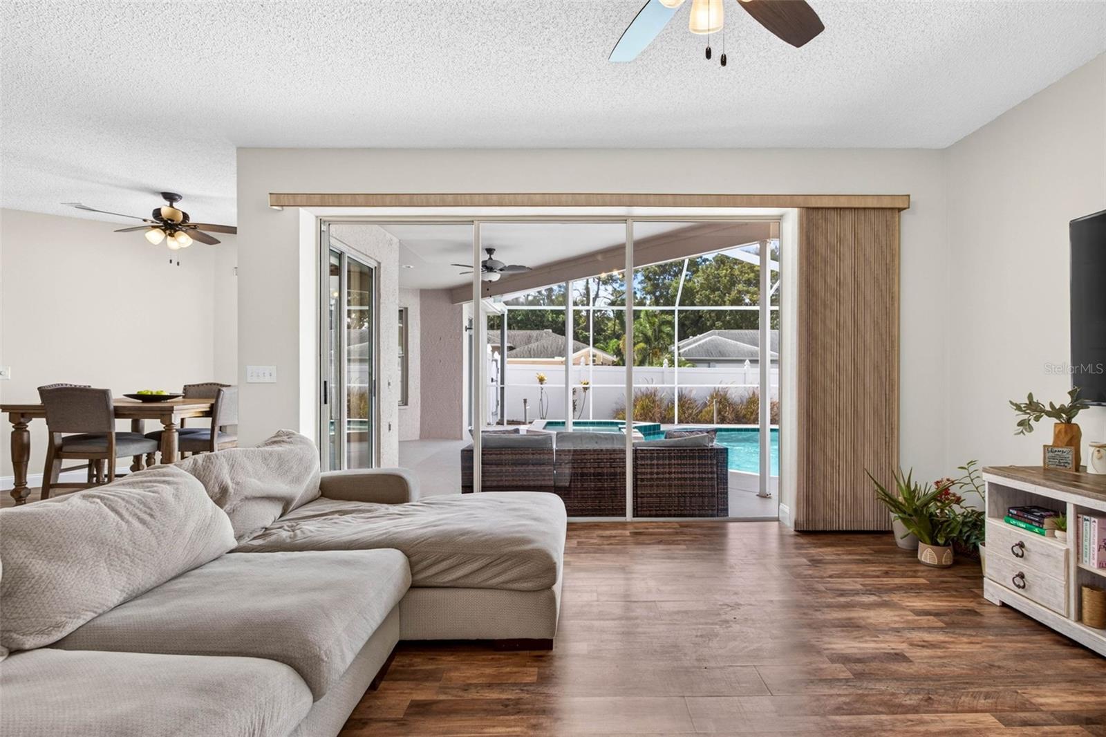 10007 VISTA POINTE DR — photo 31