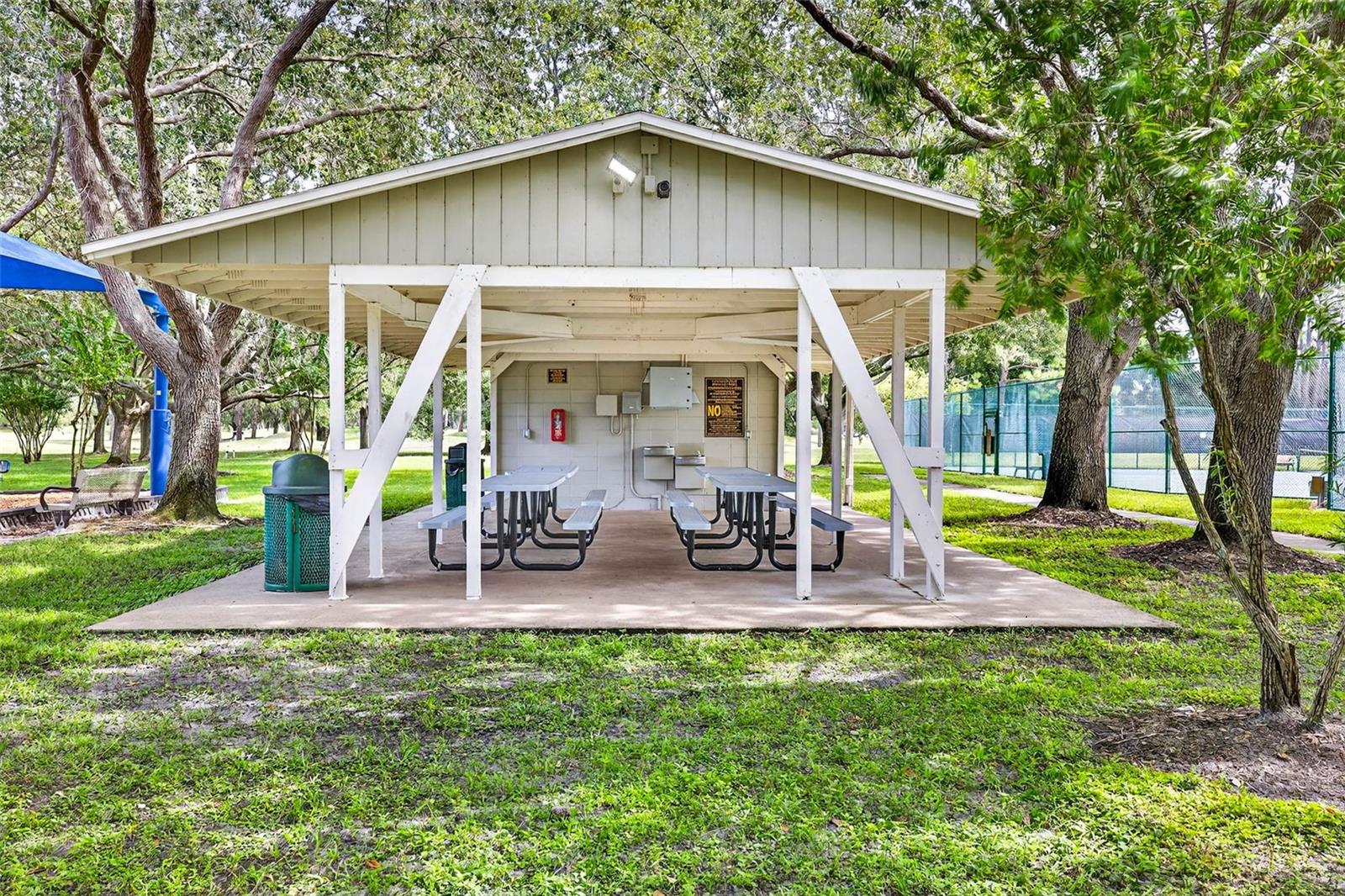 10007 VISTA POINTE DR — photo 79