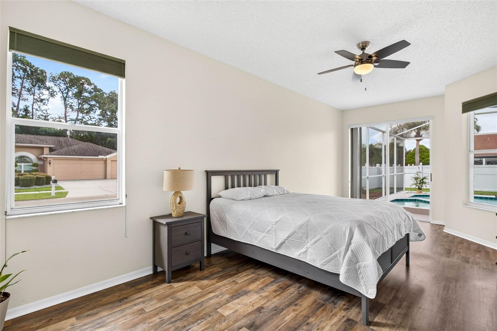 10007 VISTA POINTE DR — photo 32