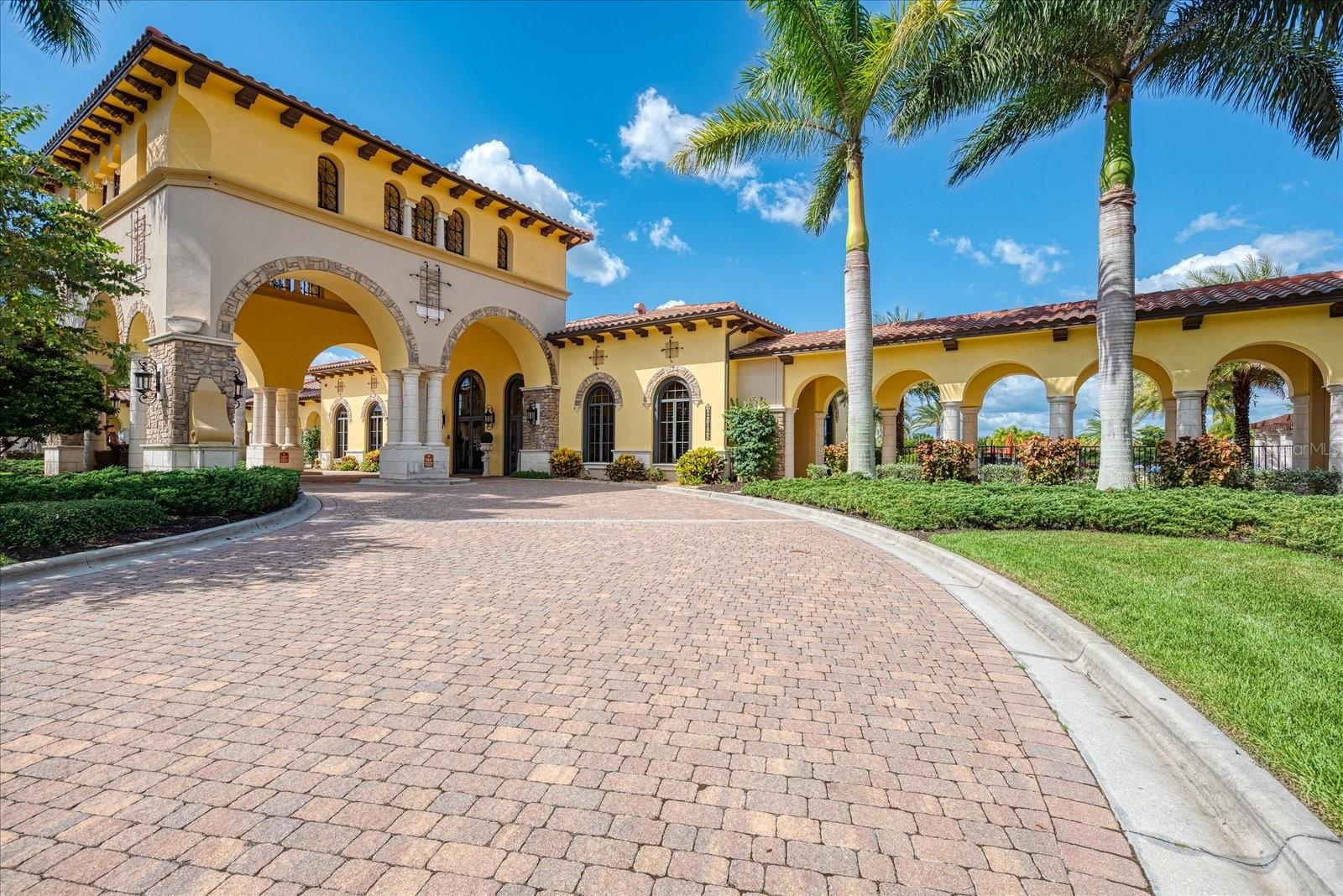 12501 CINQUETERRE DR — photo 34