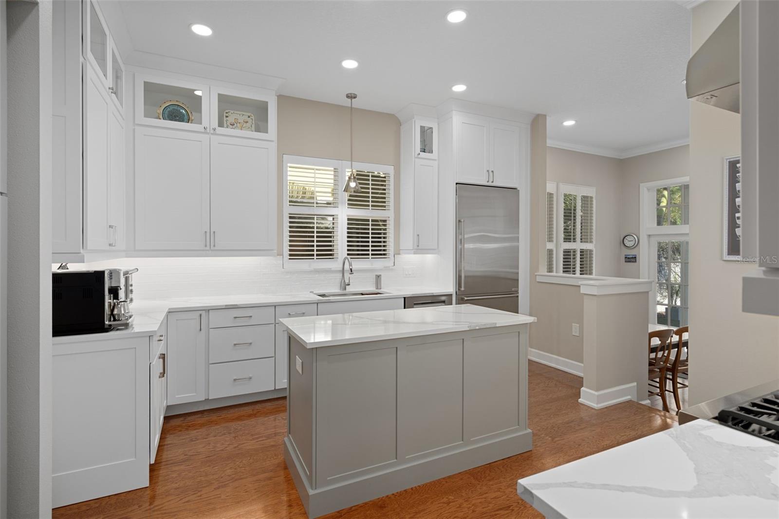 828 S ROME AVE — photo 31