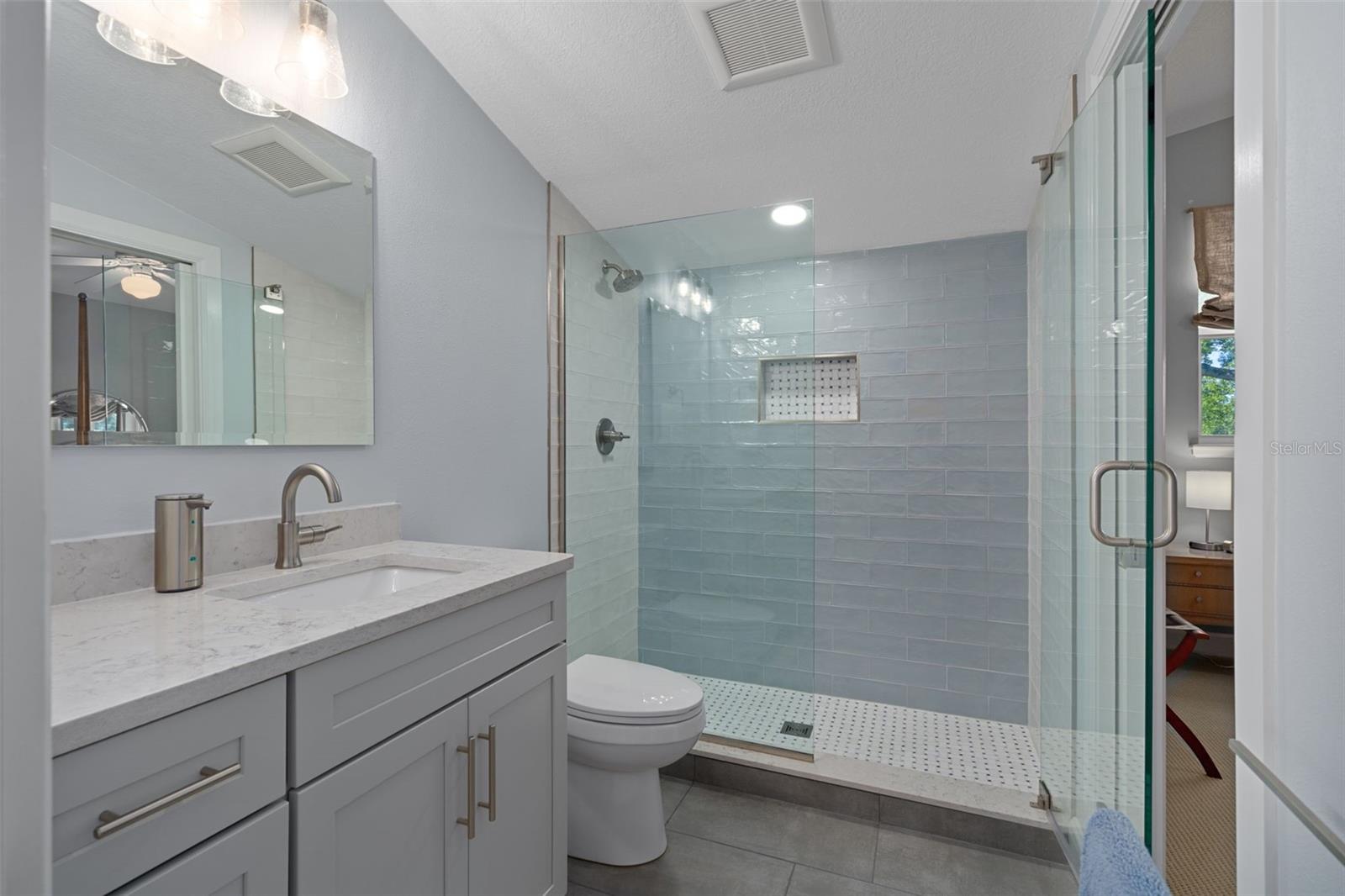 828 S ROME AVE — photo 64