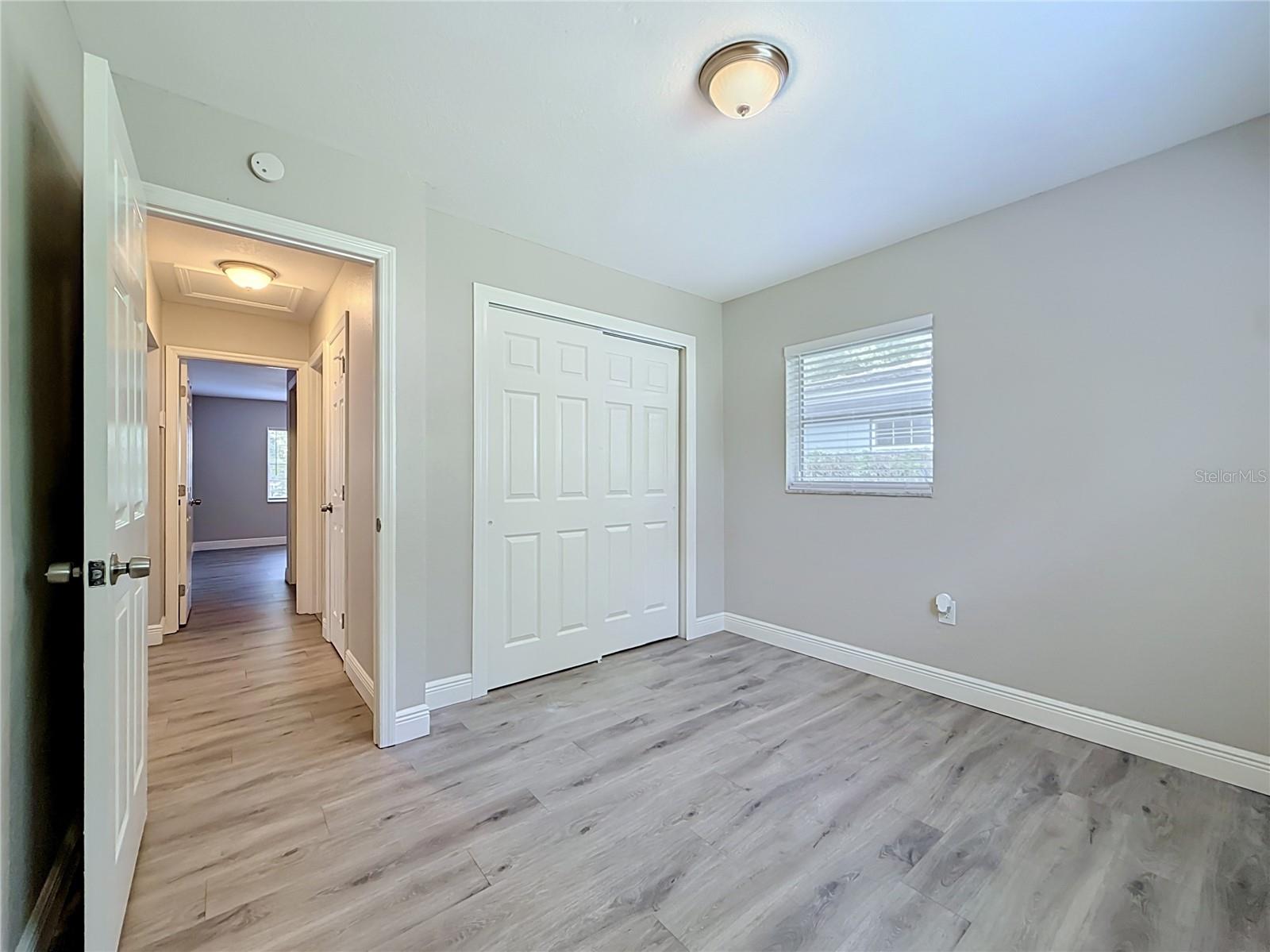 8307 N ELMER ST — photo 39