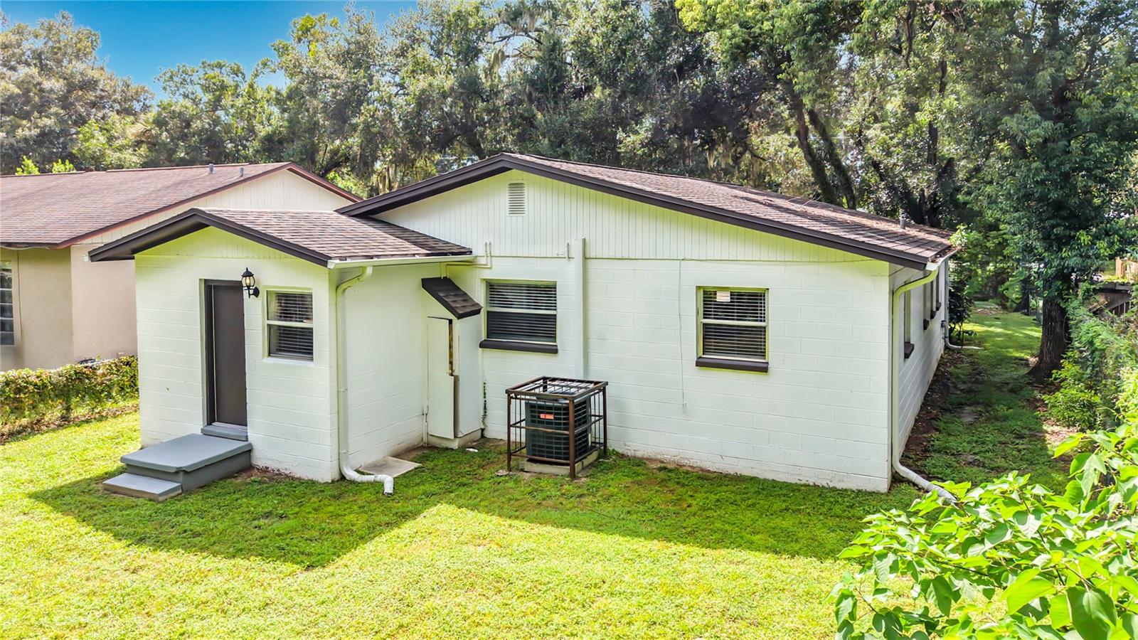 8307 N ELMER ST — photo 55