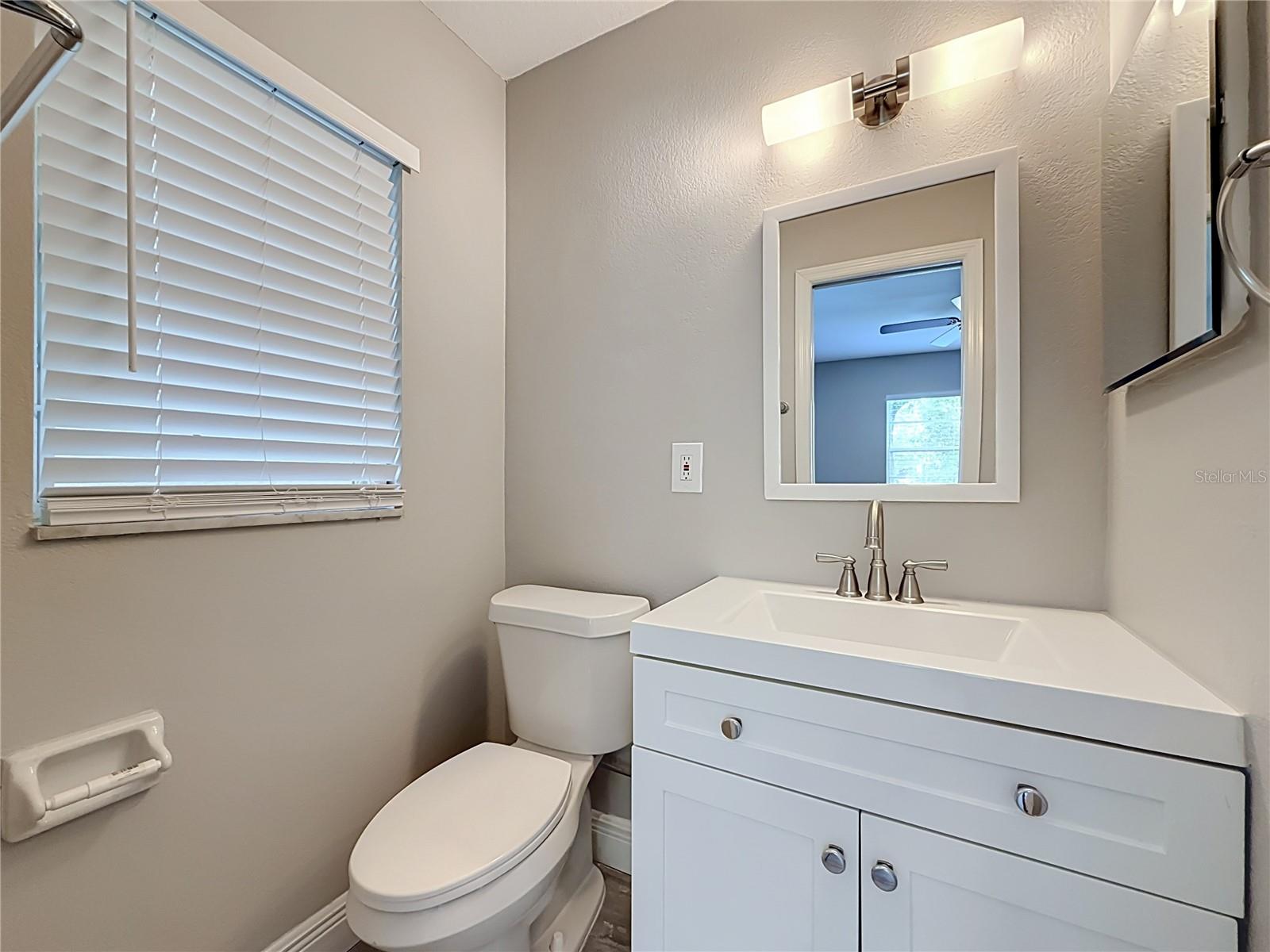 8307 N ELMER ST — photo 34
