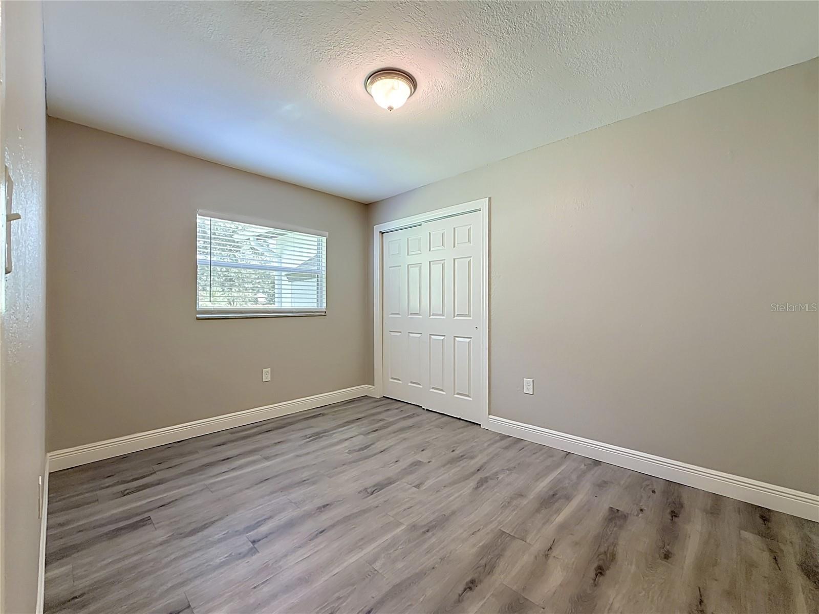 8307 N ELMER ST — photo 41