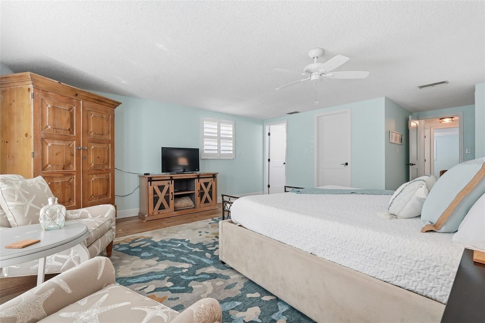 13614 EVELANE DR — photo 16