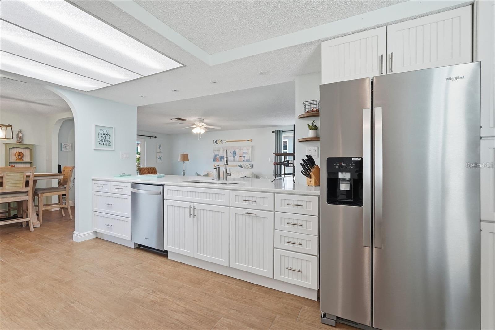 13614 EVELANE DR — photo 9