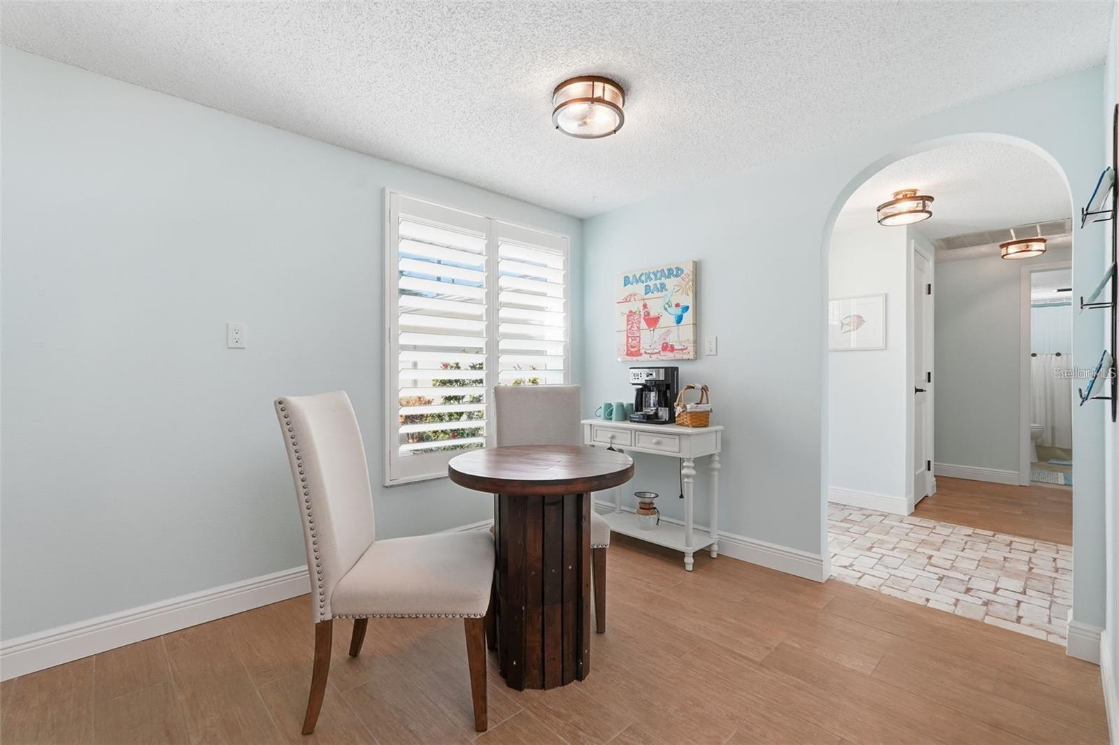 13614 EVELANE DR — photo 8