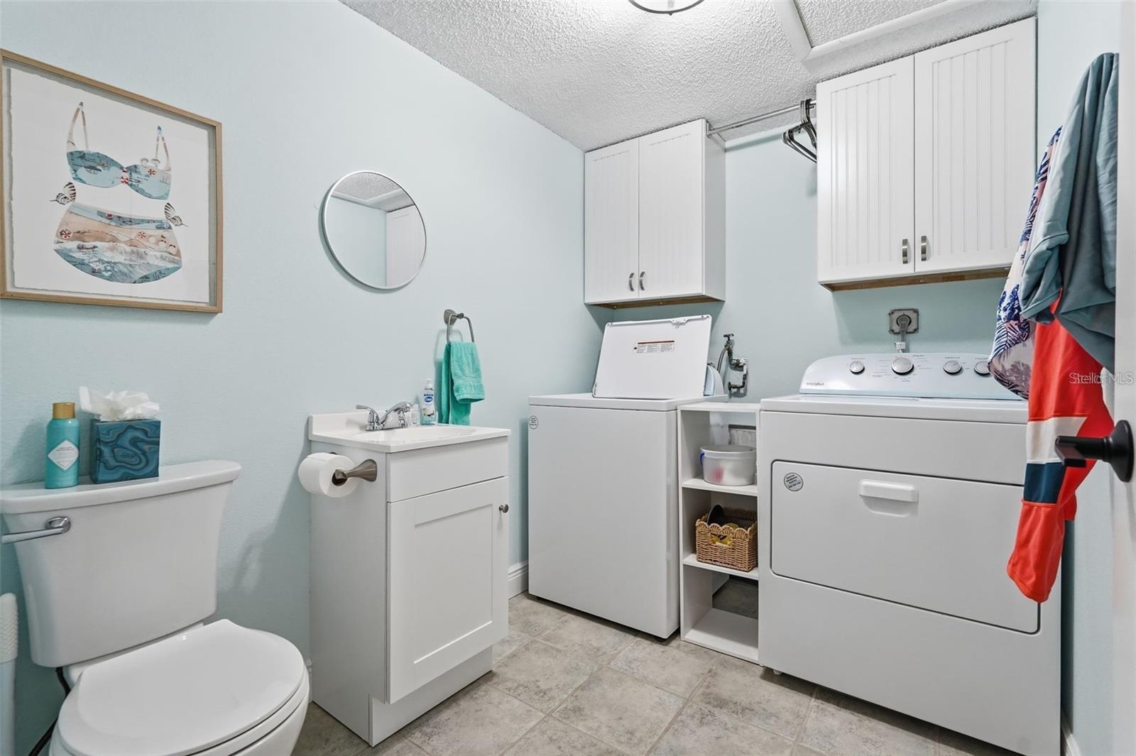 13614 EVELANE DR — photo 22