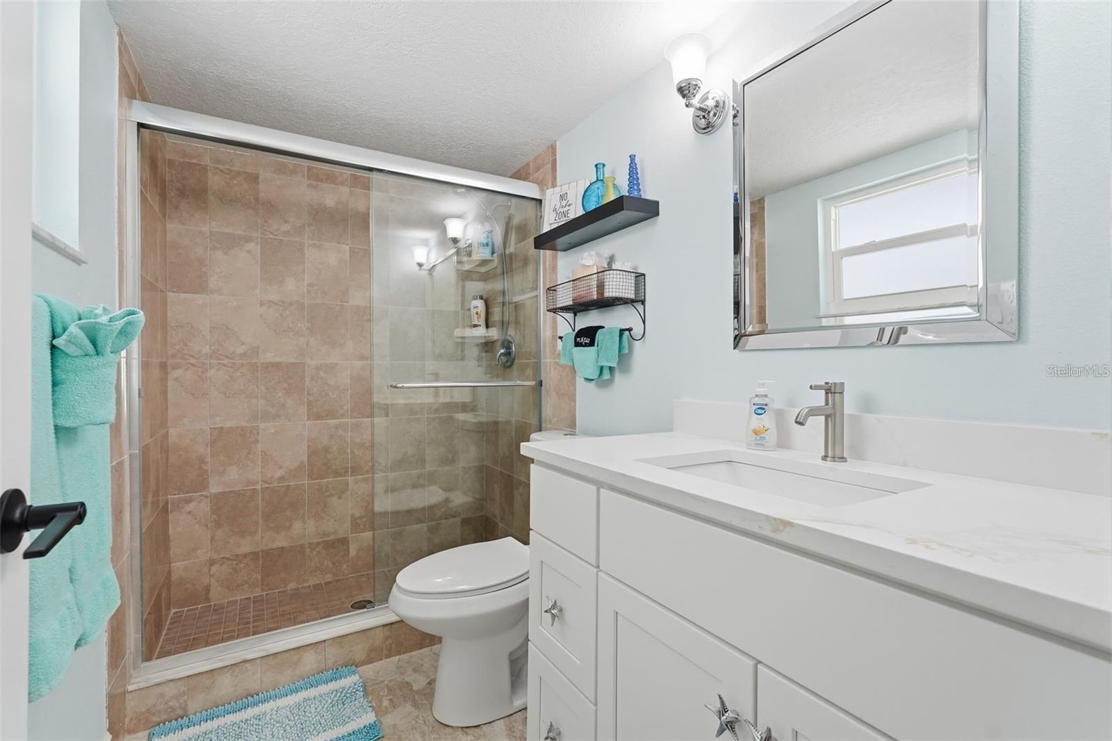 13614 EVELANE DR — photo 18