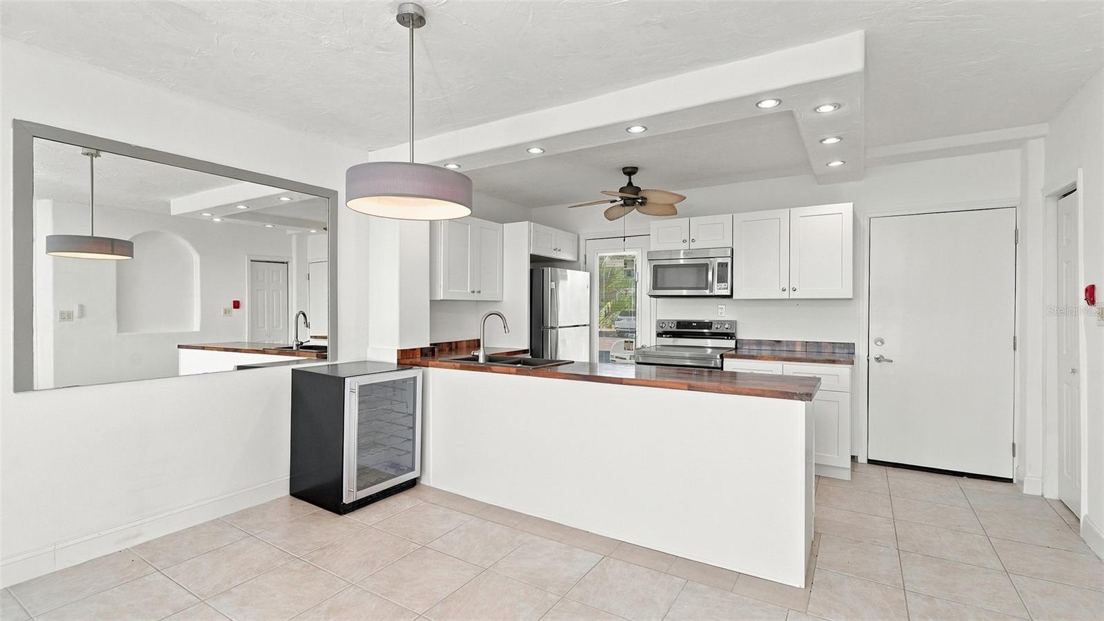 777 JOHN RINGLING BLVD #2 — photo 12