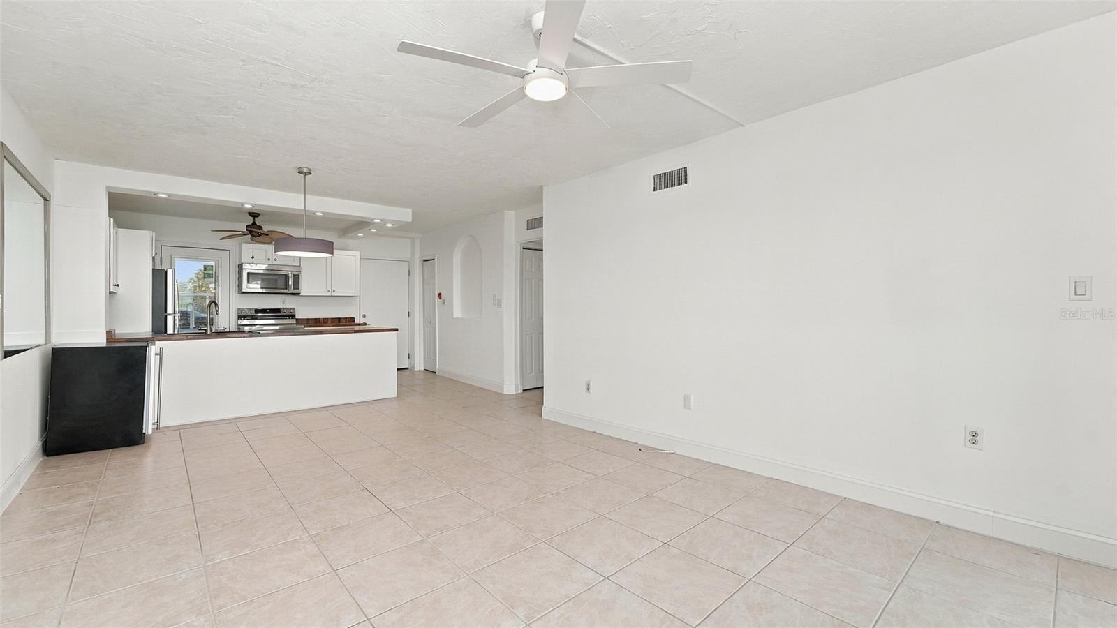 777 JOHN RINGLING BLVD #2 — photo 11
