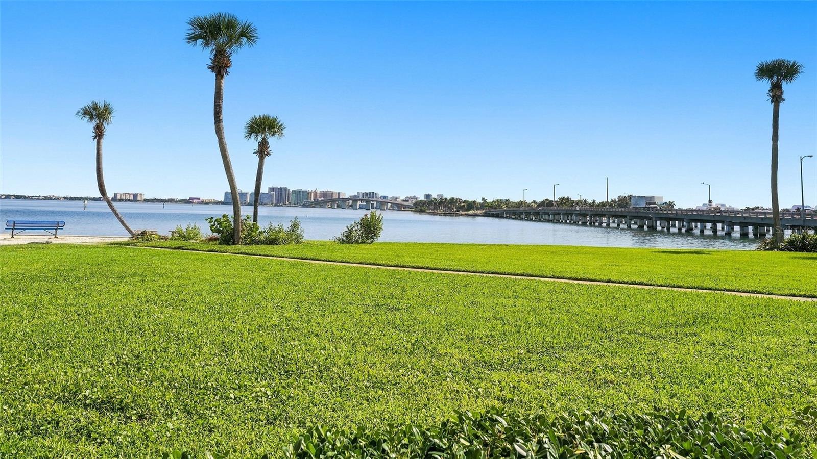 777 JOHN RINGLING BLVD #2 — photo 28