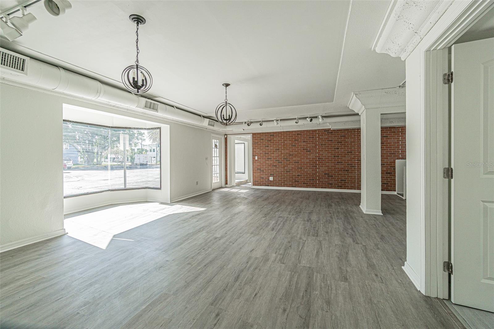556 CLEARWATER LARGO RD N #C — photo 12
