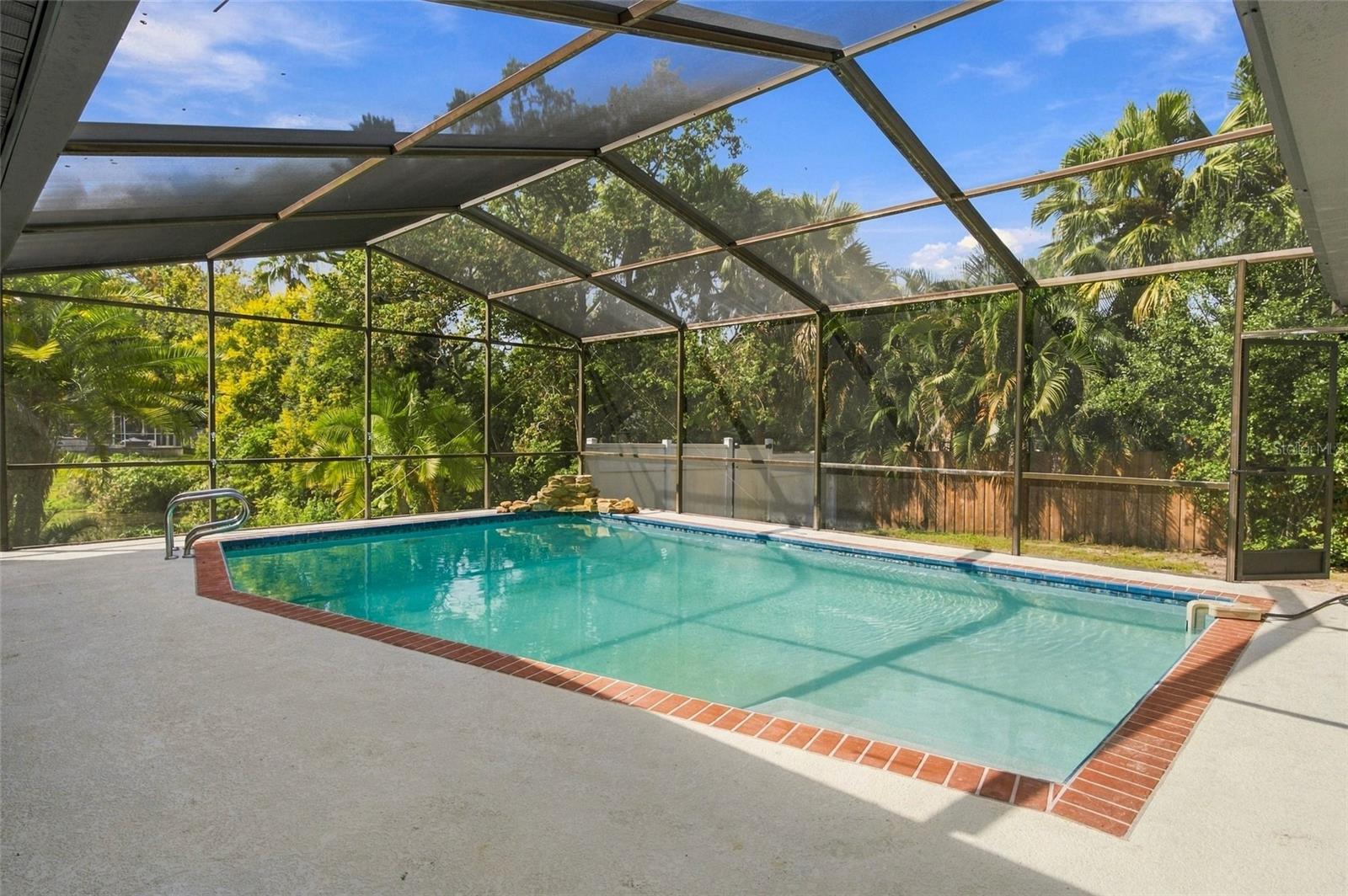 3104 BLUE HERON ST — photo 34