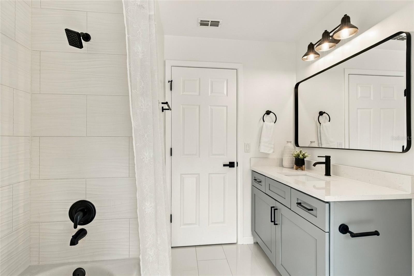 3104 BLUE HERON ST — photo 20