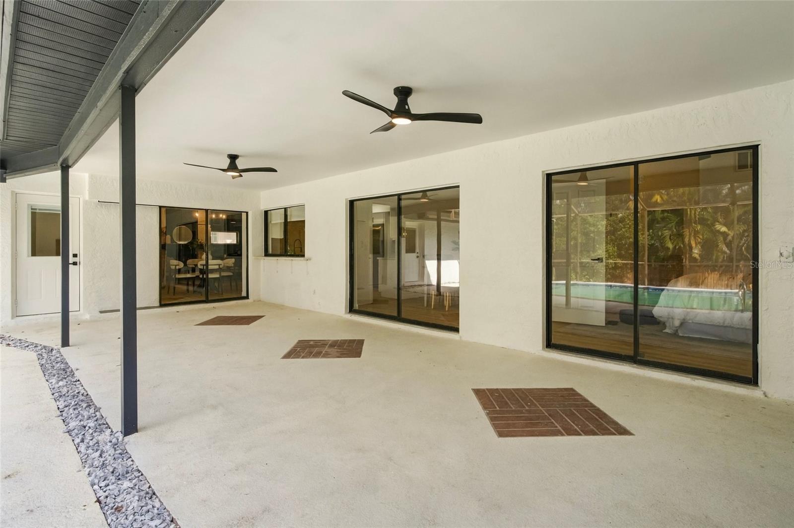 3104 BLUE HERON ST — photo 33