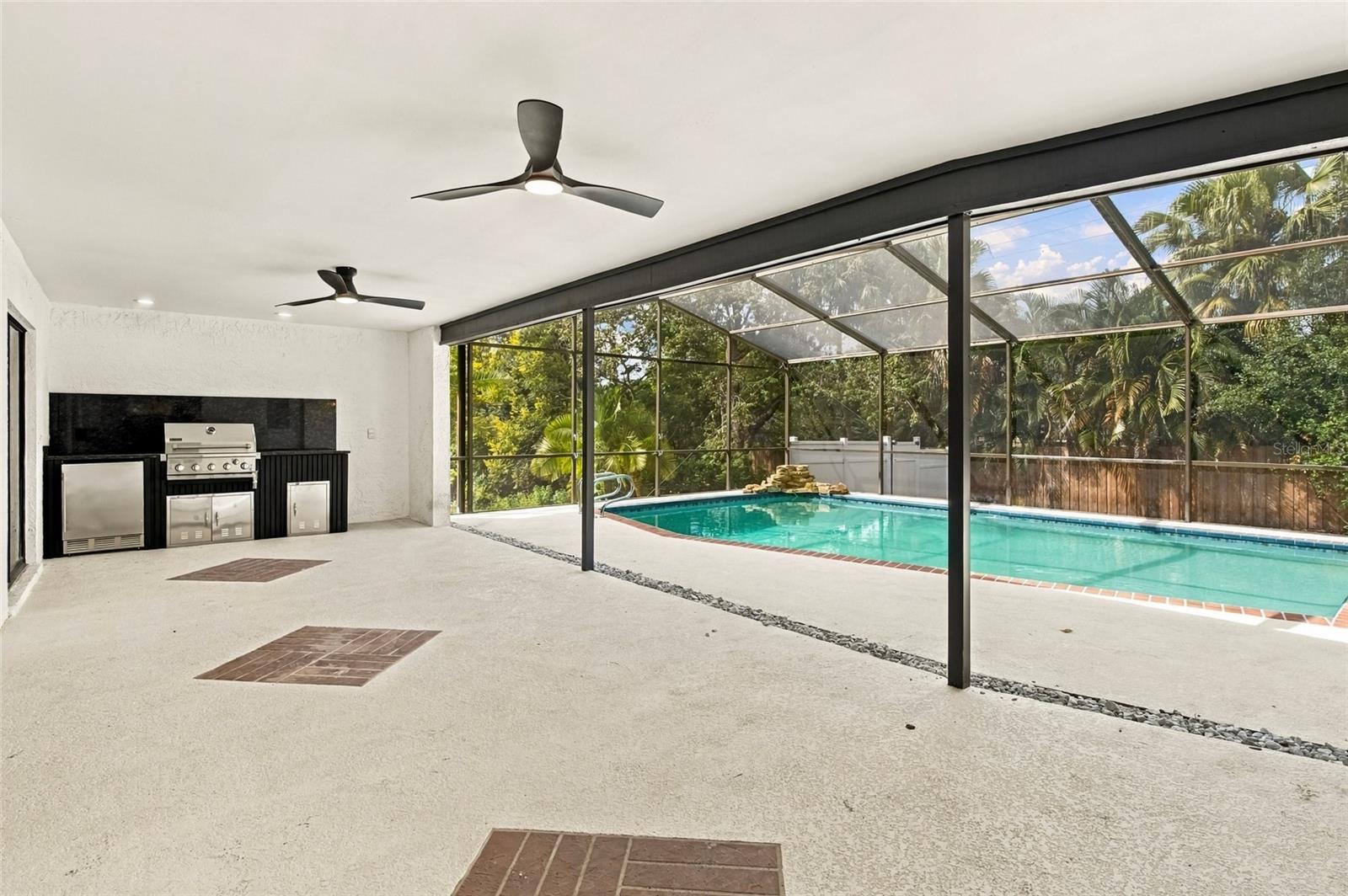 3104 BLUE HERON ST — photo 32