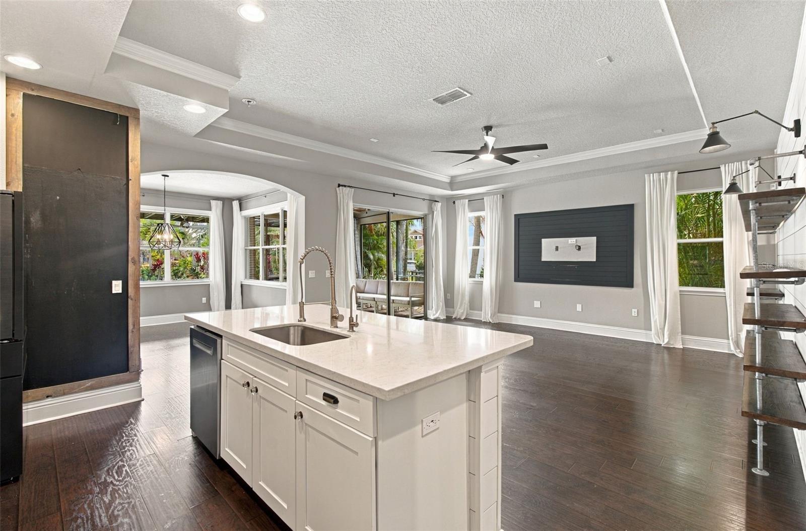 6805 PARK STRAND DR — photo 27